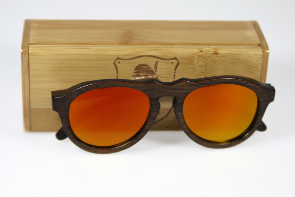 HOLZSONNENBRILLE